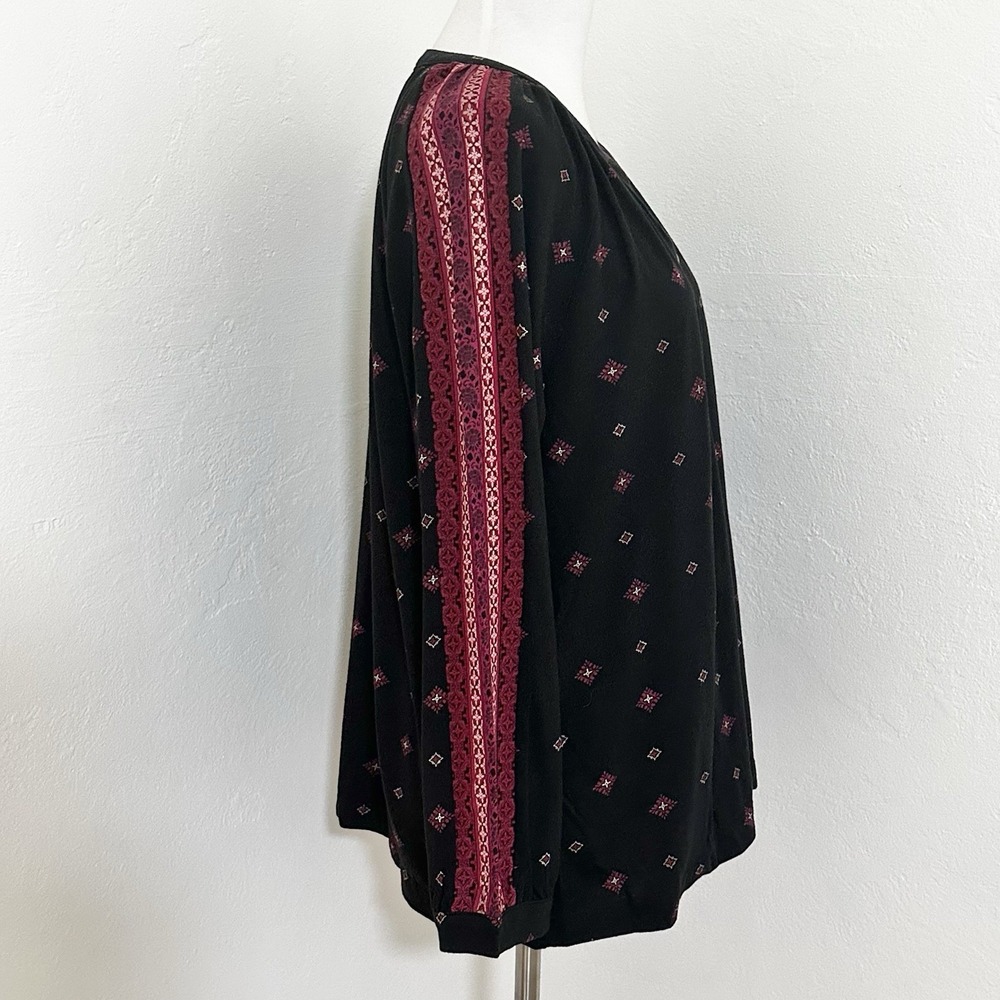 J Jill Top Womens Large Black Printed Knit Button-Front Blouse Peasant Boho NWT - Picture 3 of 10